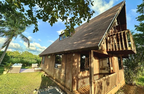 Llanos Tuna Cabin | Oceanfront Hunter's Cabin PR: Guest Rated 9.6, Family-Friendly