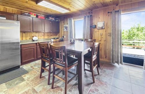 Mammoth Creek House | Discover Hunter's Hideout at Panguitch Lake: Family-Friendly Retreat