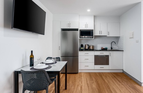 Maitland Apartment | Cozy Hunter Studios Maitland: Rated 9.6/10 with Breakfast