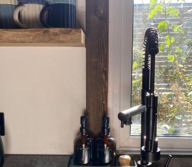 Ashford House | Hunters Cabin - Rustic farm stay