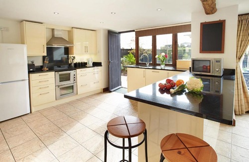 Honiton House | Hunters Moon: Your Pet-Friendly Getaway Awaits