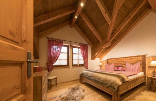 Ilsenburg Apartment | Experience Comfort at Hunting Chalet No. 19 - Pet Friendly