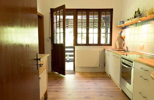 Losheim am See Apartment | Hunting lodge by the stream