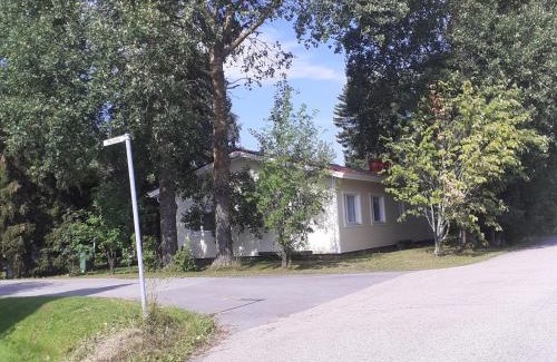 Kalajoki House | Idyllic Retreat at Huone Seesteisessä Mummolassa