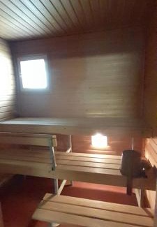 Kehys-Kainuu Apartment | Pet-Friendly Huoneisto Metso with Ocean View & Hot Tub