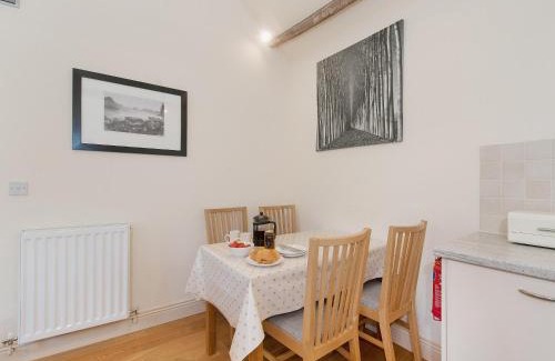 Knayton House | Discover Hurworth: Family-Friendly 4-Star Comfort