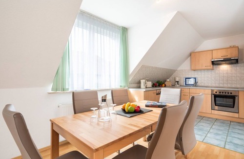 Ahlbeck Apartment | Experience Oceanfront Living at Hus Günter - Apartment Neptun