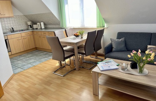 Ahlbeck Apartment | Hus Günter Apartment Maritim: Oceanfront Bliss Awaits