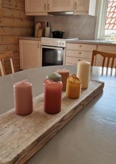 Sauda House | Hus ved sjøen, med strand og naust