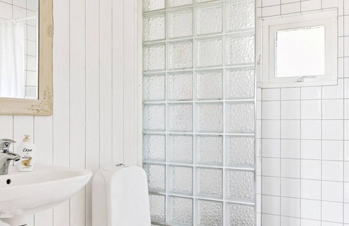 Sjobo Hotel | Unwind at Husargårdens Bed & Breakfast with Spa Amenities