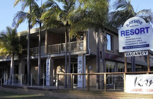 Huskisson Resort | Relax at Huskisson Bayside Resort with Oceanfront Amenities