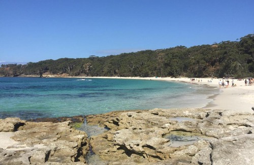 Huskisson Resort | Relax at Huskisson Bayside Resort with Oceanfront Amenities
