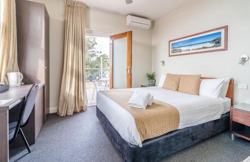 Huskisson Hotel | Relaxing Oceanfront Retreat at Huskisson Hotel Awaits