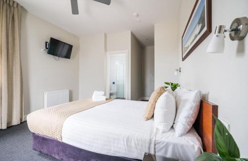 Huskisson Hotel | Relaxing Oceanfront Retreat at Huskisson Hotel Awaits