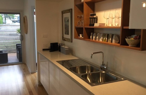 Huskisson Villa | Husky Getaway - Villa with Private Heated Plunge Pool