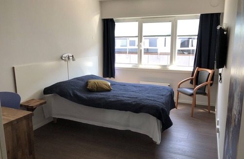 Husnes Hotel | Relax at Husnes Sentrum Hotell: Family-Friendly Amenities