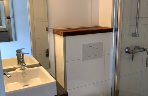 Husnes Hotel | Relax at Husnes Sentrum Hotell: Family-Friendly Amenities