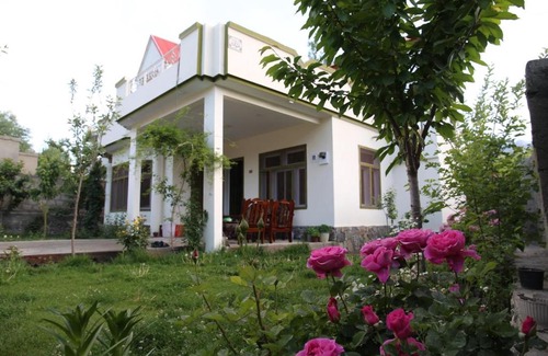Skardu Apartment | Top-Rated Hussain Jan's Cottage with Pet-Friendly Amenities
