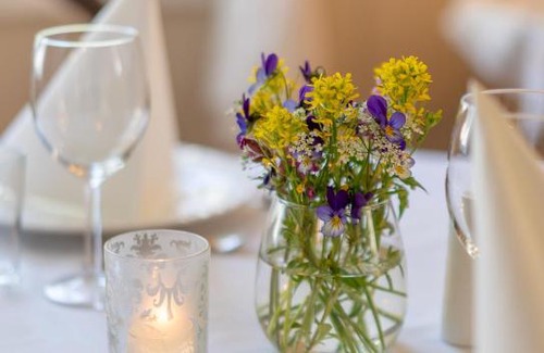 Borgund Hotel | Discover Husum Hotel: Family-Friendly with Top Ratings