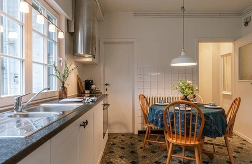 Het Zoute Villa | Inviting Heemdael House with Family-Friendly Amenities