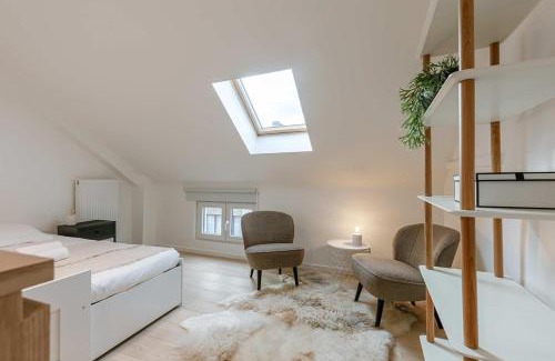 Rooigem Apartment | Huswell - Charming townhouse in Ghent perfect for