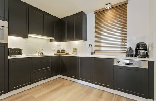 Knokke Apartment | Modern Apartment with Terrace, Parking & Ocean View