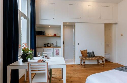 Ghent Apartment | Pet-Friendly 'The Jungle' Studio in Vibrant Ghent