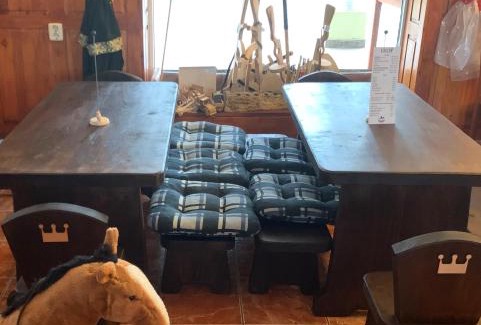 Sarospatak Bed & Breakfast | Cozy Huszár Panzió: Pet-Friendly Stay with Dining Options