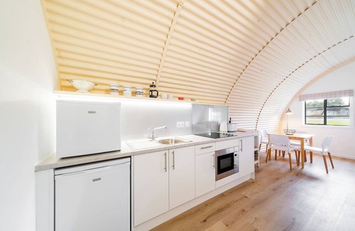 Crieff Cabin | Guest Rated 10/10: Hut 34 at Cultybraggan Camp