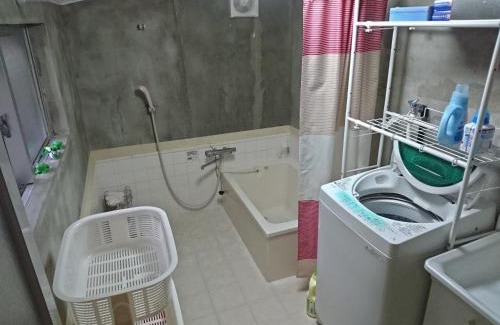 Shoshi Apartment | Family-Friendly Retreat at Huuran with Kitchen Amenities