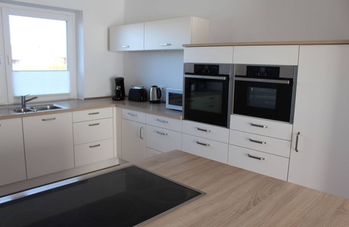 Eilsum House | Beautiful Huus Water Lily - Family-Friendly Bungalow Near Greetsiel