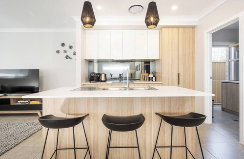 Central Mudgee Cottage | Pet-Friendly Huxley House Retreat in Central Mudgee