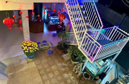 Ba Ngoi Hotel | Relaxing Huyền Anh Motel in Cam Ranh - Pet Friendly Retreat