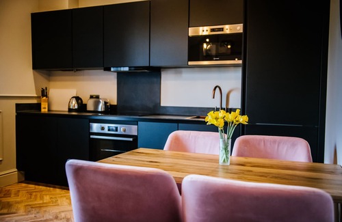 Lytham St. Anne's Apartment | Experience Hy Hotel: Premier Collection with Oceanfront Views