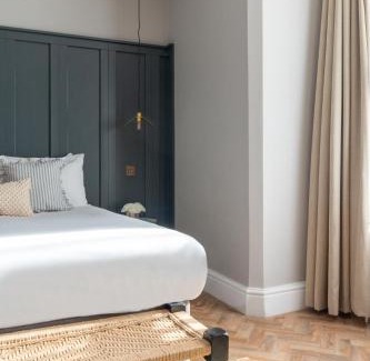 Lytham St. Anne's Apartment | Discover Hy Hotel Lytham St Annes - A 4-Star Retreat