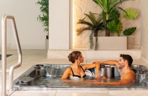 Lytham St. Anne's Apartment | Discover Hy Hotel Lytham St Annes - A 4-Star Retreat