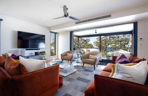 Hyams Beach House | Hyams Beach House A - New Ocean View Oasis for Families