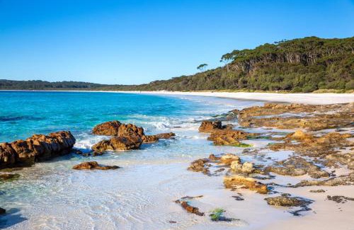 Hyams Beach House | Experience Hyams Drift plus Studio with Oceanfront Views