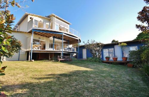 Hyams Beach House | Exceptional Hyams Reflections at Beautiful Hyams Beach