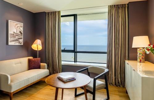 Pocitos Hotel | Oceanfront Hyatt Centric Montevideo: Rated 9/10 by Guests