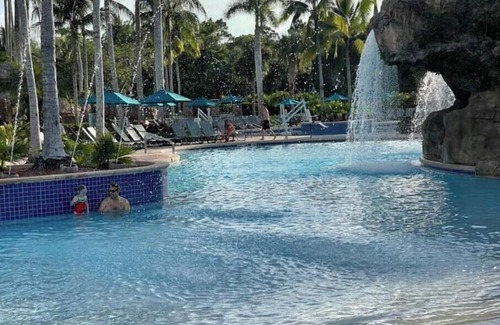 Estero Hotel | Hyatt Coconut Cove Studio Golf Lazy River