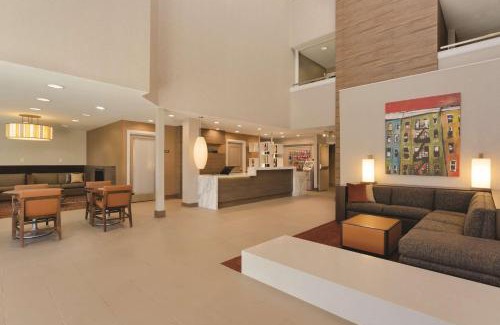 Cypress Hotel | Pet-Friendly Hyatt House Cypress/Anaheim with Pool Access
