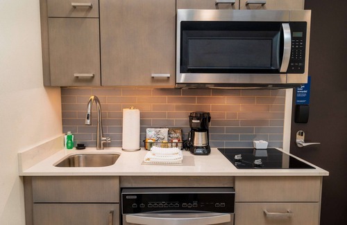 Franklin Hotel | Top-Rated Hyatt House Nashville/Franklin: Ideal for Families