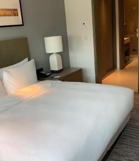 Jinfeng Qu Hotel | Relax at Hyatt House Yinchuan Yuecaicheng - 4-Star Comfort