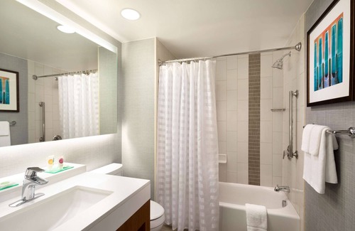 Waller Creek District Hotel | Discover Hyatt Place Austin Downtown with Pool & Spa