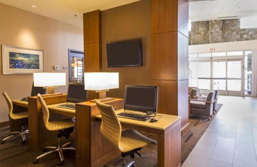 Charlottesville Hotel | Pet-Friendly Retreat at Hyatt Place Charlottesville