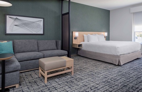 University Place Hotel | Discover Hyatt Place Charlotte/University Research Park