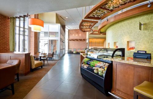 Warrenville Hotel | Comfortable Stay at Hyatt Place Chicago/Naperville/Warrenville