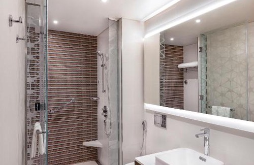 Al Rigga Hotel | Discover Hyatt Place Dubai: Family-Friendly Stays Await