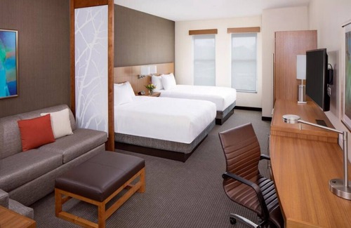 Florence Hotel | Discover Comfort at Hyatt Place Florence Downtown